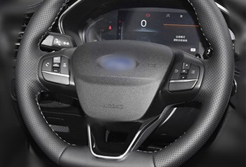 汽车方向盘按键